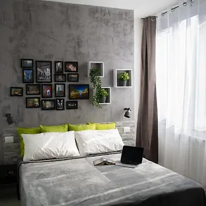 Warrest - Short Rent , Milão Itália