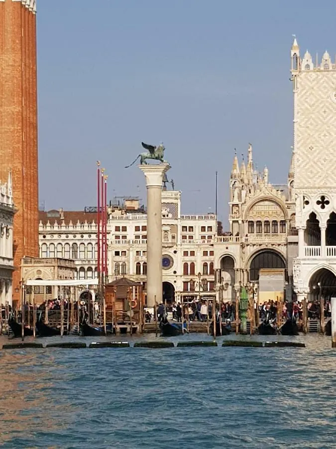 ゲストハウス Venice Bnb メストレ